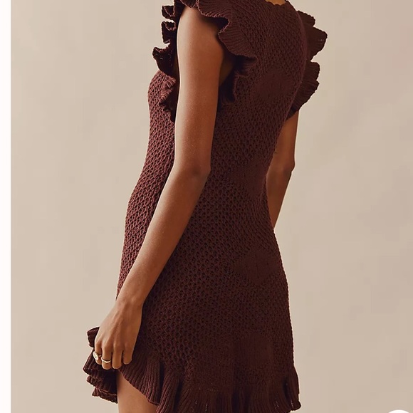 🍒 - Picture 3 of 11